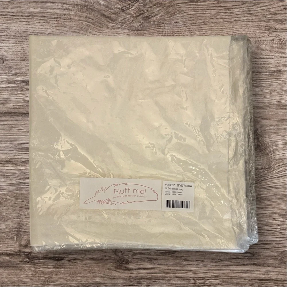 Pottery Barn/Villa By Classic Home Solstice Ivory Linen Pillow Sham Cover 22” OB